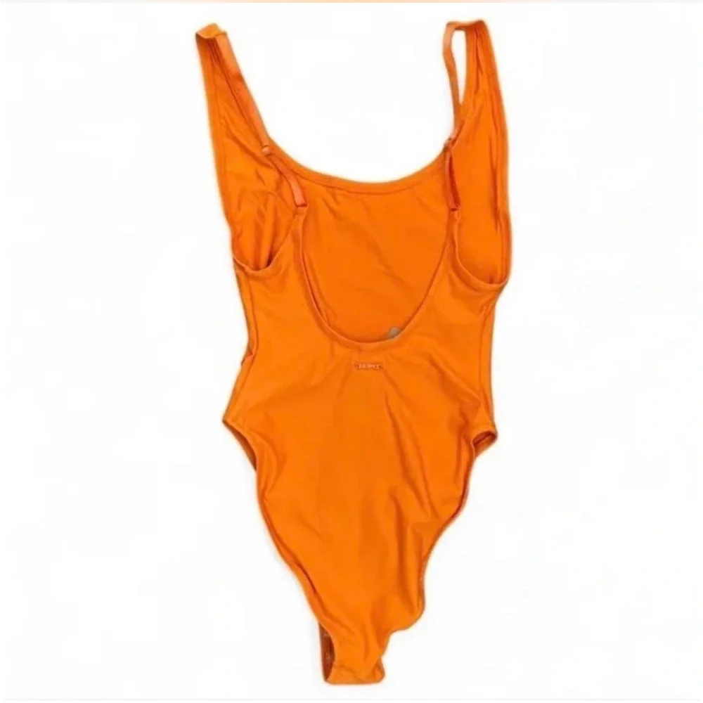 Skims *NWT Signature Swim Scoop Neck One Piece | XS